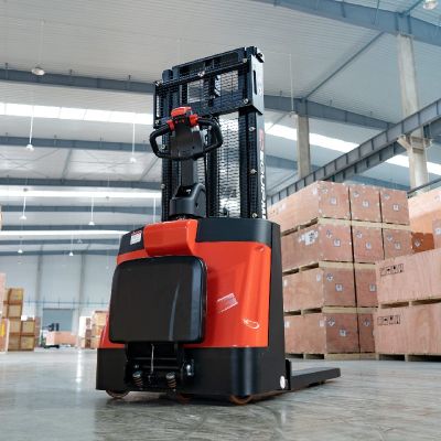 Xe nâng Stacker đứng lái 1.5 tấn ESR151