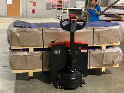 Xe nâng tay điện 3 tấn JIALIFT CBD30-C