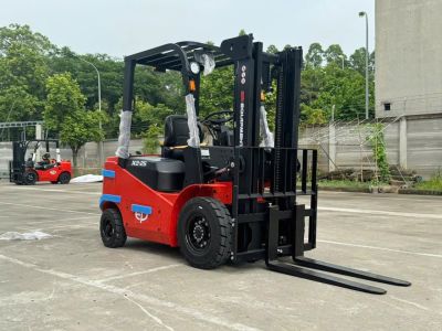 DỊCH VỤ CHO THUÊ XE NÂNG HÀNG GIÁ TỐT