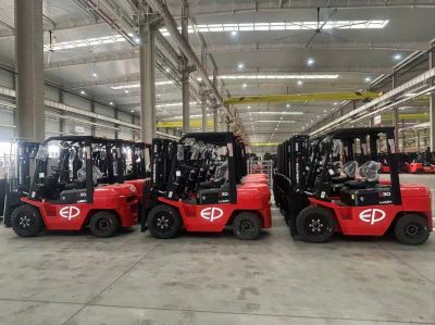 DỊCH VỤ CHO THUÊ XE NÂNG HÀNG GIÁ TỐT