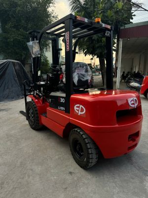 Xe nâng điện 3 tấn EFXZ301-H